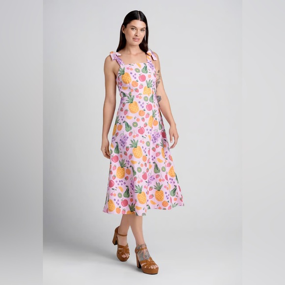 A Fresh Squeeze Midi Dress - Picture 4 of 4